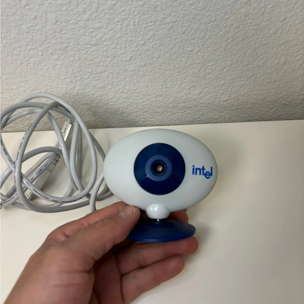 Intel Model CS110 PC Camera Vintage USB Digital Computer(Just the camera)
